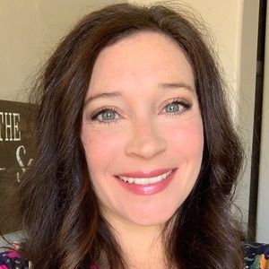 Meet your Posher, Kasey